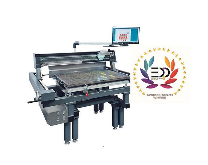 Digital positioning system KAMA CPX 106 with embossing plate and screen and the winning EDP Award 2023